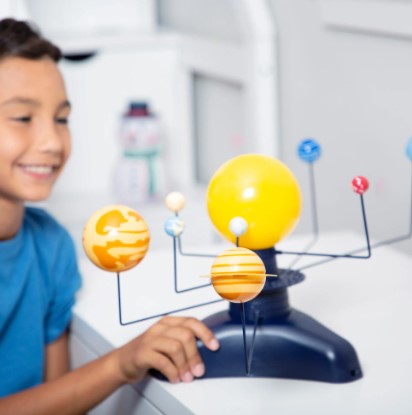 Science Toys for 8-Year-Olds: Exciting Tools to Explore and Experiment