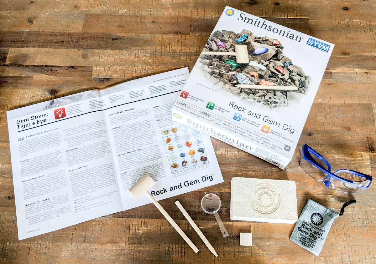 Smithsonian - Rock and Gem Dig Kit – Science Kits SG